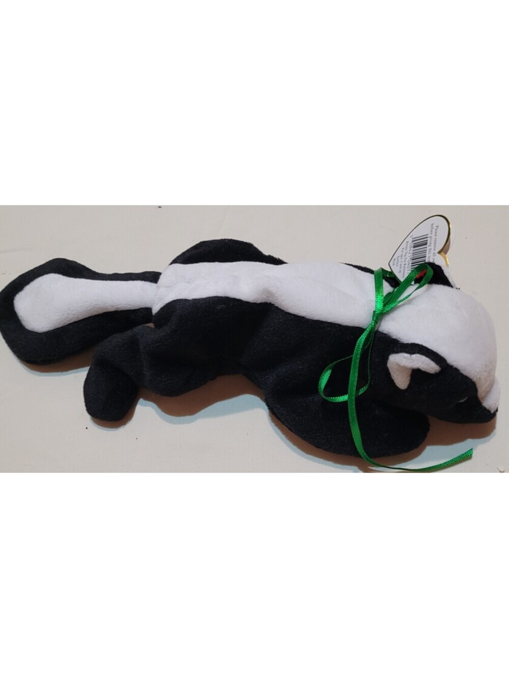 Ty Beanie Babies Stinky The Skunk Plush Toy